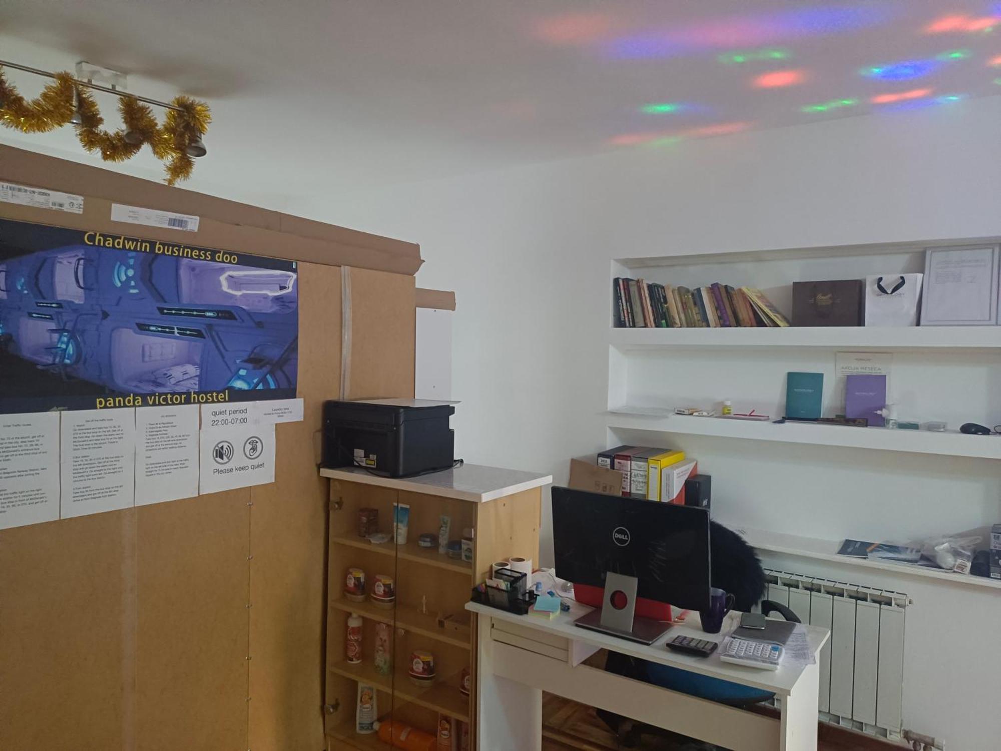 Panda Victor Space Capsule Hostel-Neo Nomad Белград Екстер'єр фото